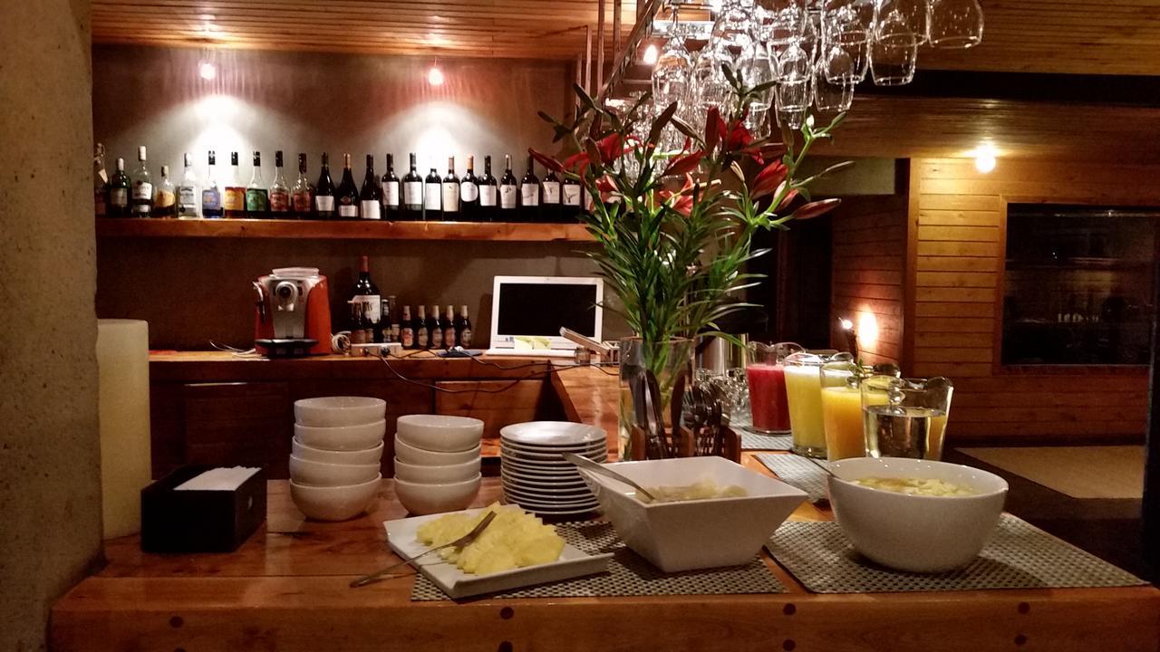 Hotel Altiplanico Puerto Natales Bagian luar foto